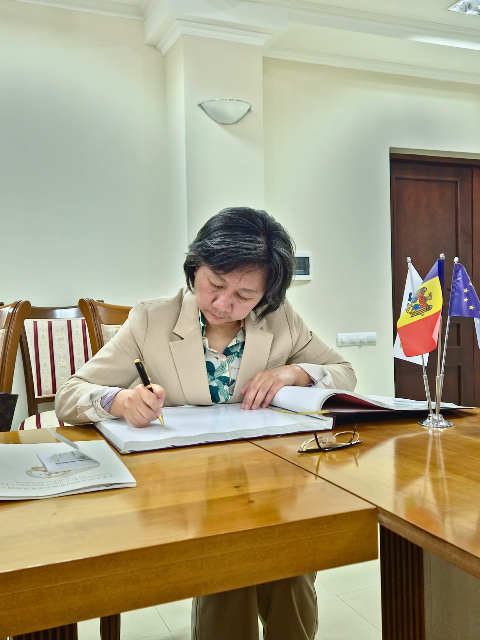 Vizita Ambasadoarei, Republicii Populare Chineze în Republica Moldova, Dong Zhihua